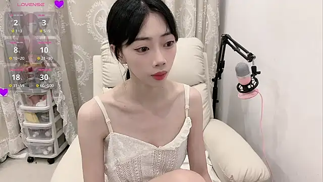 Snapshot of tuantuanle chatting on April 8, 2026, 4:08 pm tuantuanle online show from April 8, 2026, 4:08 pm