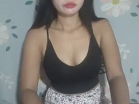 pretty asian xx online show from February 11, 2026, 7:52 am