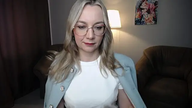 Snapshot of Ava_Elior chatting on March 30, 2026, 10:17 am Ava Elior online show from March 30, 2026, 10:17 am