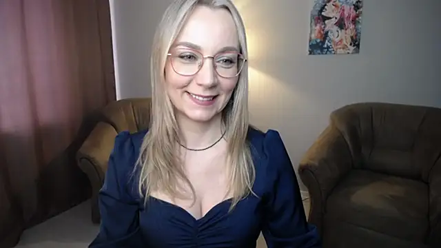 Ava Elior online show from May 15, 2026, 11:19 am