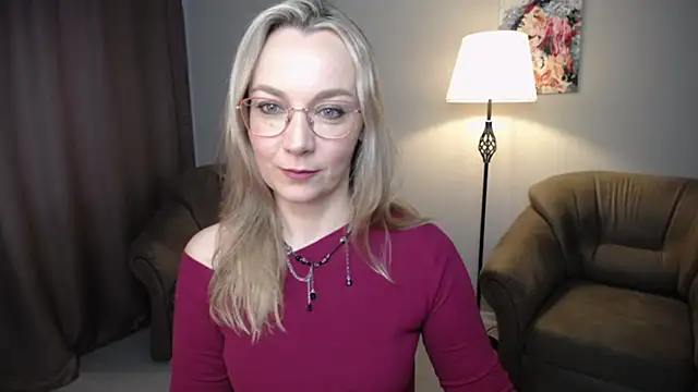 Snapshot of Ava_Elior chatting on March 22, 2026, 8:27 am Ava Elior online show from March 22, 2026, 8:27 am