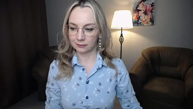 Snapshot of Ava_Elior chatting on April 12, 2026, 11:57 am Ava Elior online show from April 12, 2026, 11:57 am