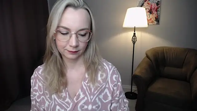 Snapshot of Ava_Elior chatting on March 26, 2026, 11:08 am Ava Elior online show from March 26, 2026, 11:08 am