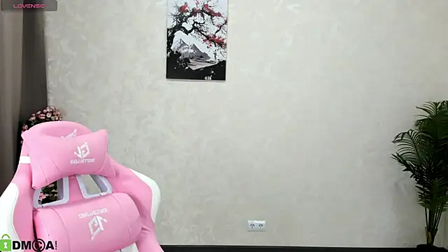 FlirtyAura online show from October 30, 2025, 12:53 am