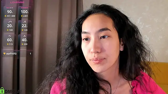 FlirtyAura online show from December 18, 2025, 2:05 am