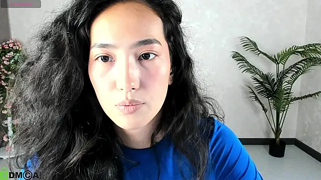 FlirtyAura online show from September 12, 2025, 8:58 am