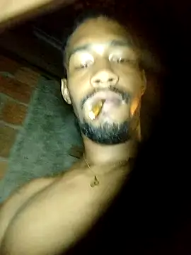 Snapshot of Kesurra chatting on April 8, 2026, 10:28 am Kesurra online show from April 8, 2026, 10:28 am