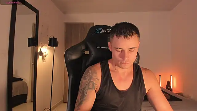 connorsmiith online show from July 12, 2026, 2:12 am