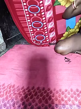 Snapshot of raju-ki-rani chatting on November 15, 2025, 5:50 pm raju-ki-rani online show from November 15, 2025, 5:50 pm