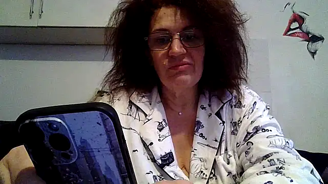 RubyyRosee online show from March 4, 2026, 1:30 pm