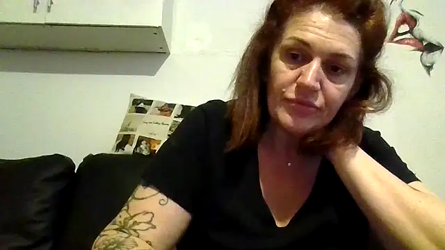 RubyyRosee online show from May 10, 2026, 6:28 am