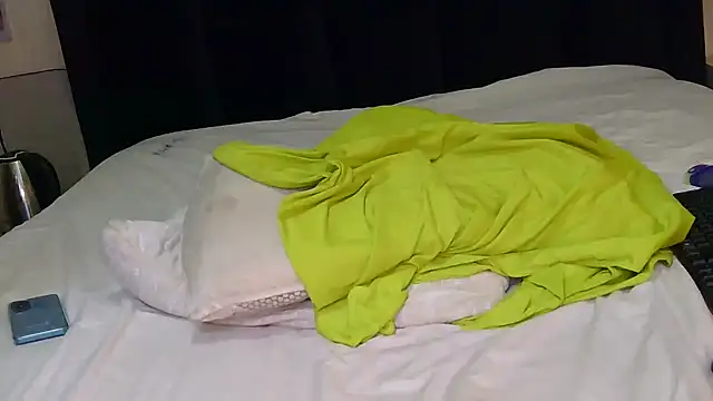 Ivysol online show from November 5, 2025, 6:11 pm