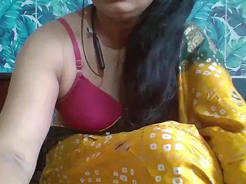 Snapshot of Marathi_q4een01 chatting on May 5, 2026, 3:53 am Marathi q4een01 online show from May 5, 2026, 3:53 am