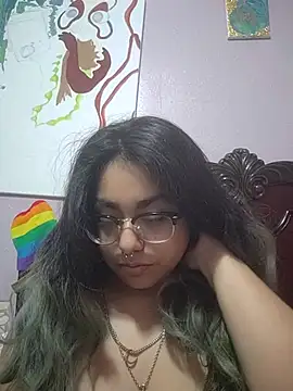 Lovelyrainn online show from December 1, 2025, 12:17 pm