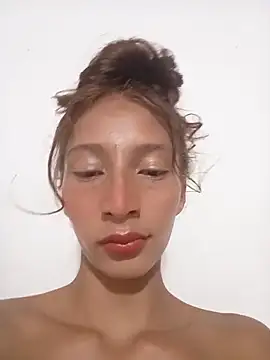 Snapshot of amelie_sex chatting on October 22, 2025, 9:35 pm amelie sex online show from October 22, 2025, 9:35 pm