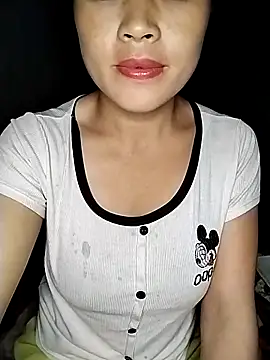 Snapshot of susanata chatting on October 4, 2025, 10:44 pm susanata online show from October 4, 2025, 10:44 pm