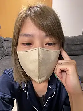 Snapshot of usako_2025 chatting on July 5, 2026, 1:18 pm usako 2025 online show from July 5, 2026, 1:18 pm
