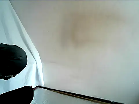 Snapshot of matrix70016 chatting on September 12, 2025, 5:35 pm matrix70016 online show from September 12, 2025, 5:35 pm
