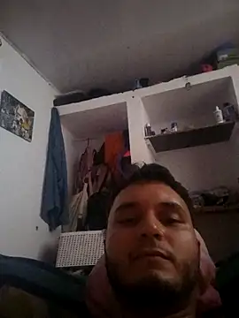 Snapshot of Hotguys111 chatting on September 26, 2025, 4:30 am Hotguys111 online show from September 26, 2025, 4:30 am