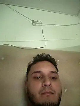 Snapshot of Hotguys111 chatting on September 19, 2025, 6:06 am Hotguys111 online show from September 19, 2025, 6:06 am