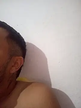 Snapshot of Hotguys111 chatting on November 25, 2025, 5:30 am Hotguys111 online show from November 25, 2025, 5:30 am