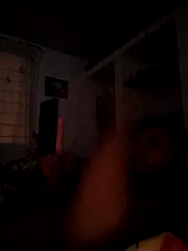 Snapshot of Hotguys111 chatting on September 20, 2025, 4:28 am Hotguys111 online show from September 20, 2025, 4:28 am