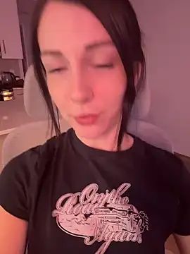 alwaysapril online show from October 26, 2025, 10:15 am