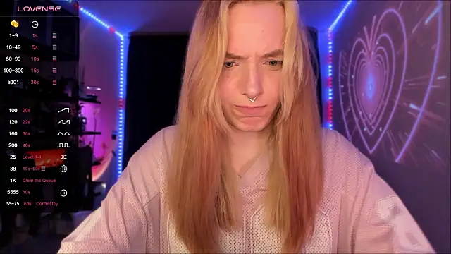 Snapshot of elilybby chatting on February 1, 2026, 5:11 pm elilybby online show from February 1, 2026, 5:11 pm