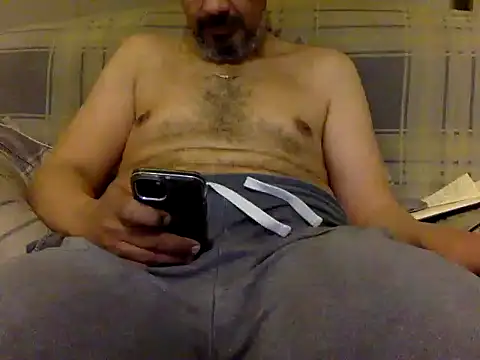 Snapshot of CaiBull chatting on February 25, 2026, 4:29 pm CaiBull online show from February 25, 2026, 4:29 pm