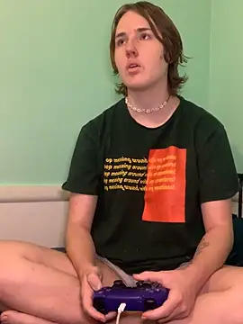 angelbliss10100 online show from November 1, 2025, 4:56 pm