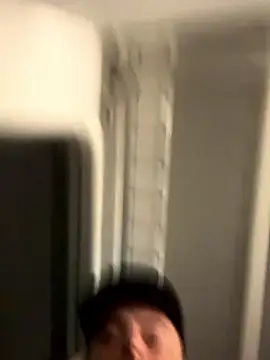 Carlosmauricio123 online show from March 1, 2026, 2:11 am