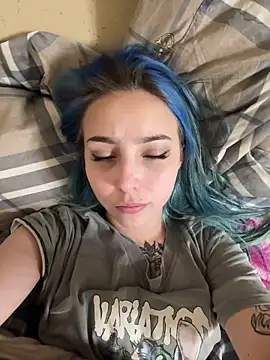 Snapshot of lis_silver chatting on May 27, 2026, 1:40 pm lis silver online show from May 27, 2026, 1:40 pm