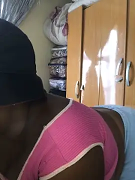 KINKYBOOTI22 online show from March 25, 2026, 9:19 am