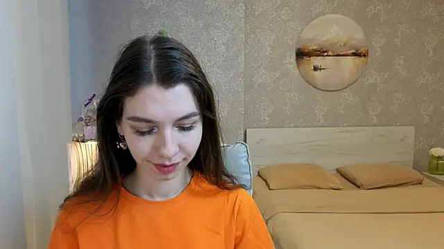 KellyShines online show from May 4, 2026, 1:25 pm
