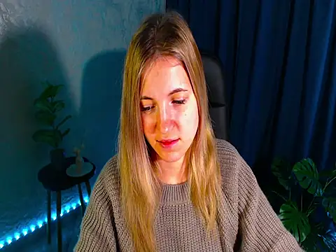 arlana klart online show from September 15, 2025, 1:28 am