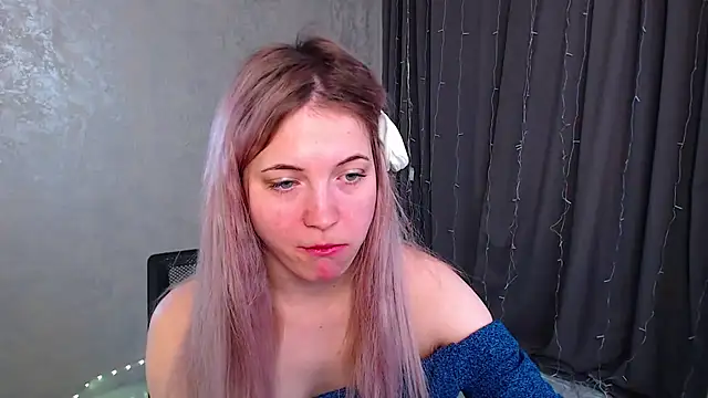 arlana klart online show from February 18, 2026, 4:10 am