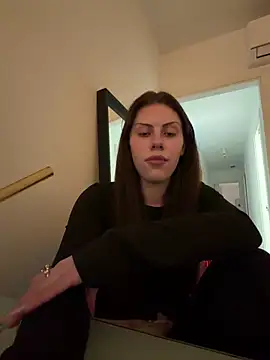 Snapshot of sash87350 chatting on February 24, 2026, 9:04 pm sash87350 online show from February 24, 2026, 9:04 pm