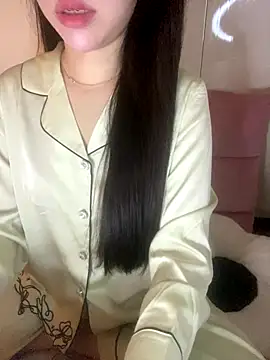 RubyBerry online show from November 25, 2025, 5:41 am