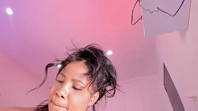 Elsie morris12 online show from May 14, 2026, 4:48 pm