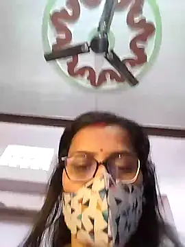 sexy aaru online show from November 15, 2025, 7:34 am