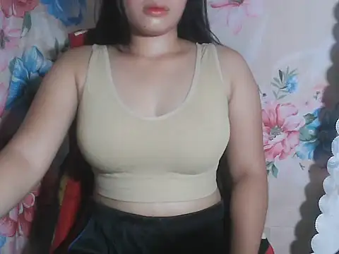 Katie Winslet online show from October 18, 2025, 2:24 am