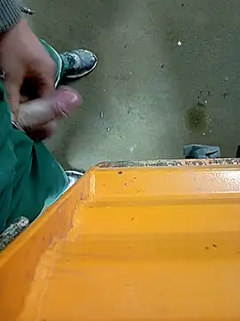 fickfreund019 online show from October 21, 2025, 4:34 am