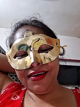 SIMIHOT online show from May 15, 2026, 3:43 pm