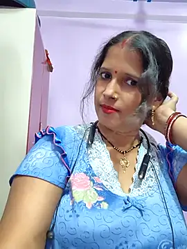 Sonalihot  online show from May 11, 2026, 2:56 pm
