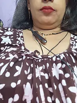 Sonalihot  online show from May 14, 2026, 7:33 pm