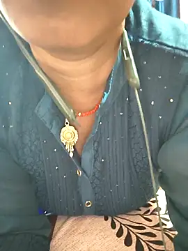 Sonalihot  online show from March 3, 2026, 5:47 am