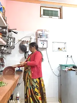 Sonalihot  online show from January 18, 2026, 7:45 am