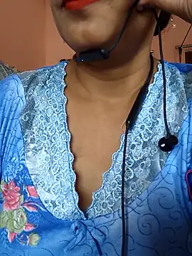 Snapshot of Sonalihot_ chatting on September 10, 2025, 5:17 am Sonalihot online show from September 10, 2025, 5:17 am
