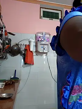 Snapshot of Sonalihot_ chatting on September 19, 2025, 4:38 am Sonalihot online show from September 19, 2025, 4:38 am