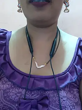 Snapshot of Sonalihot_ chatting on September 18, 2025, 4:21 pm Sonalihot online show from September 18, 2025, 4:21 pm